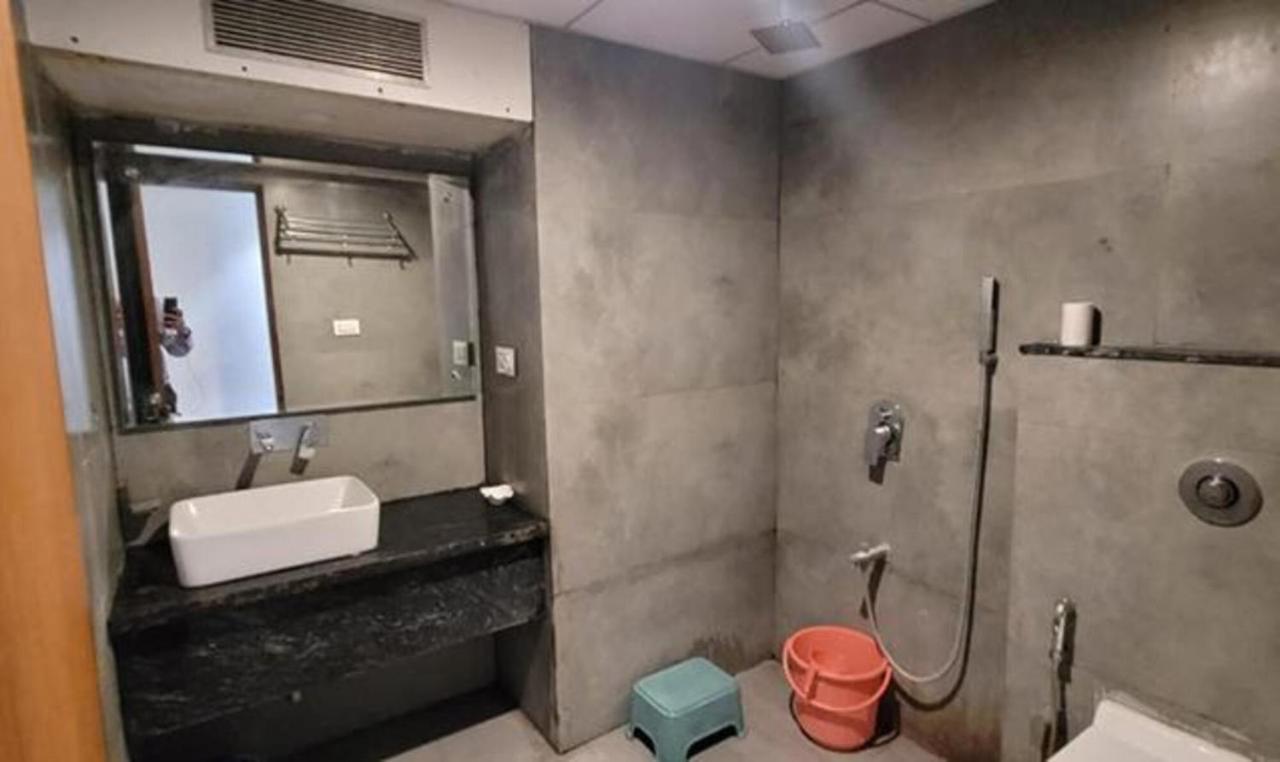 Fabhotel Prime Sapphire Regency 巴罗达 外观 照片