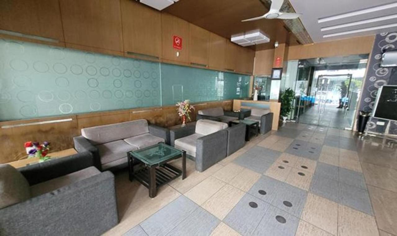 Fabhotel Prime Sapphire Regency 巴罗达 外观 照片